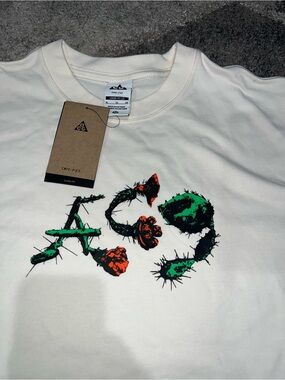 ACG White Tee with Green & Orange Cactus Graphic size XL NWT